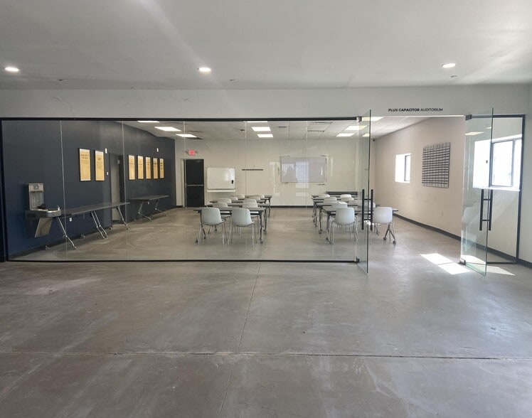 511 Route 168, Turnersville, NJ for lease - Building Photo - Image 2 of 4