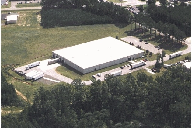 204 W Industry Dr, Oxford, NC for lease - Building Photo - Image 3 of 10