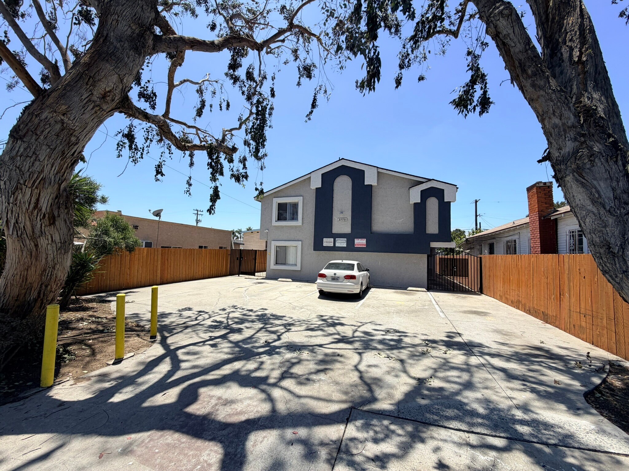 3770 42nd St, San Diego, CA à vendre Photo du bâtiment- Image 1 de 8
