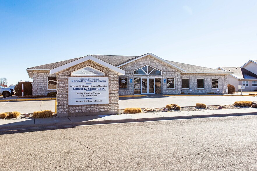 1263 Bennett Ave, Burley, ID à louer - Photo du bâtiment - Image 2 de 94