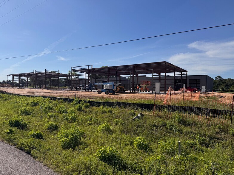 20248 Telge rd, Tomball, TX à louer - Photo de construction - Image 2 de 6