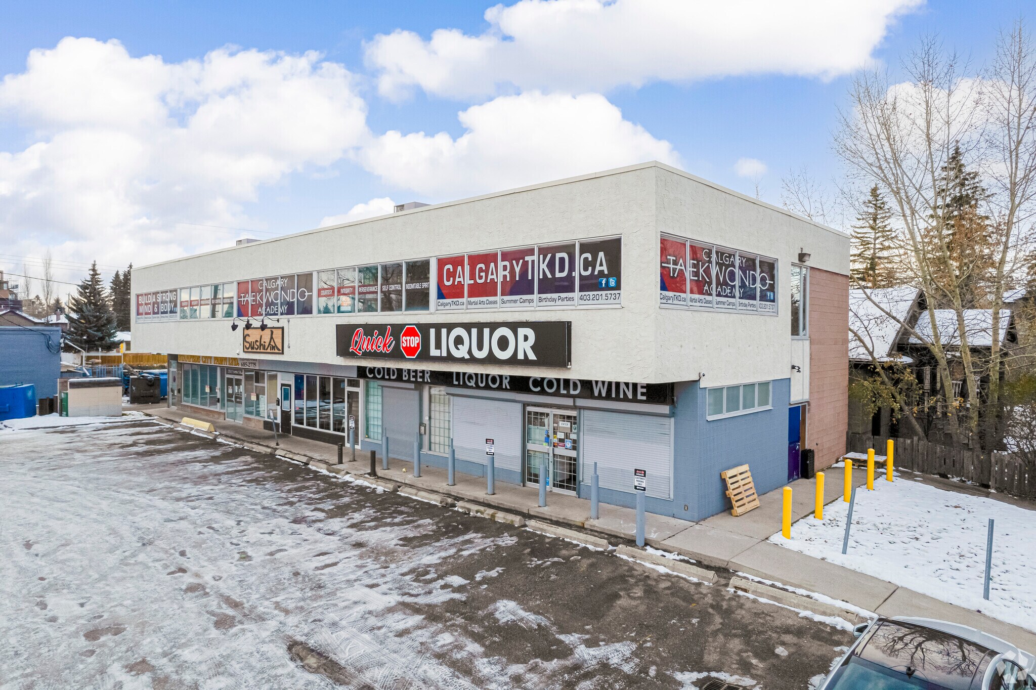 2711 17th Ave SW, Calgary, AB à vendre Photo du bâtiment- Image 1 de 1