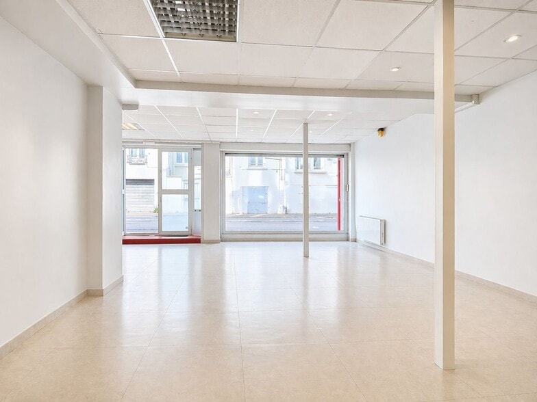 25-27 Rue Des Malmaisons, Paris à vendre - Photo intérieure - Image 2 de 5