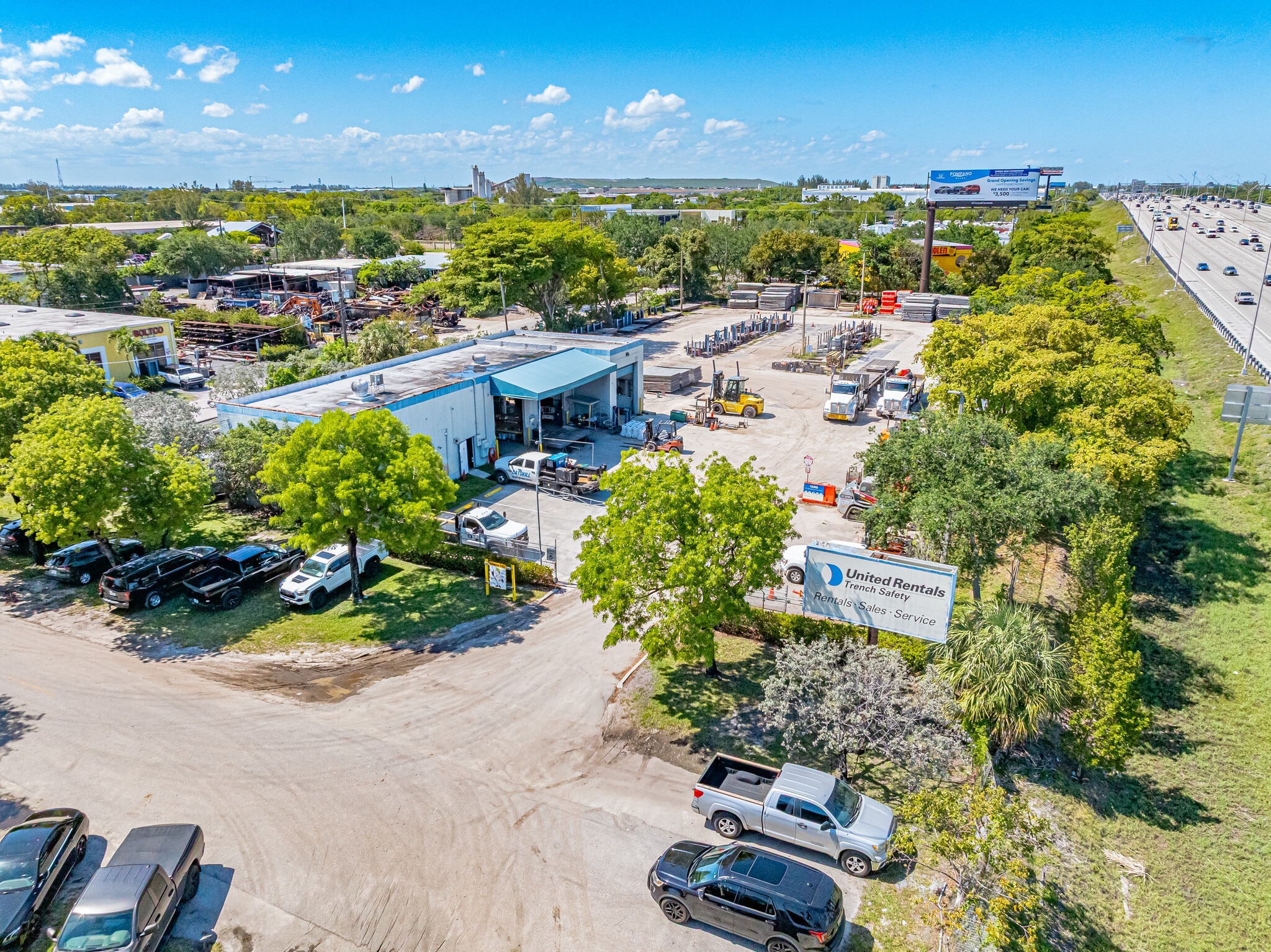 808 NW 12th Ave, Pompano Beach, FL for lease Building Photo- Image 1 of 12