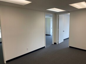 1126-1140 E Chestnut Ave, Santa Ana, CA for lease Interior Photo- Image 1 of 9