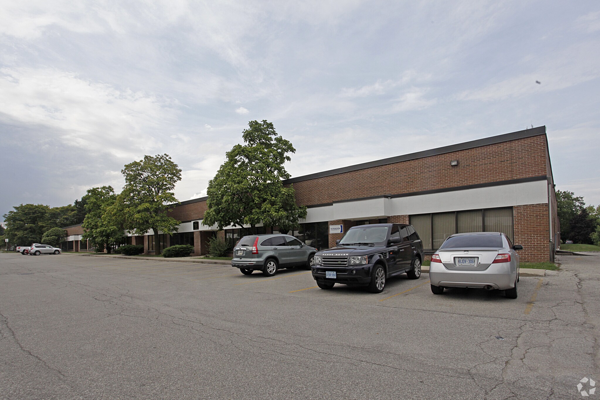 2450 Dunwin Dr, Mississauga, ON for sale Primary Photo- Image 1 of 1