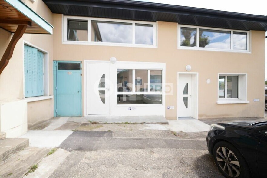 Bureau dans Francheville à louer - Photo du bâtiment - Image 2 de 14