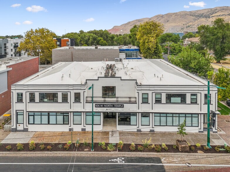 606 W North Temple, Salt Lake City, UT à vendre - Photo du bâtiment - Image 3 de 27