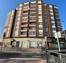 Retail in León, León for lease Interior Photo- Image 1 of 1