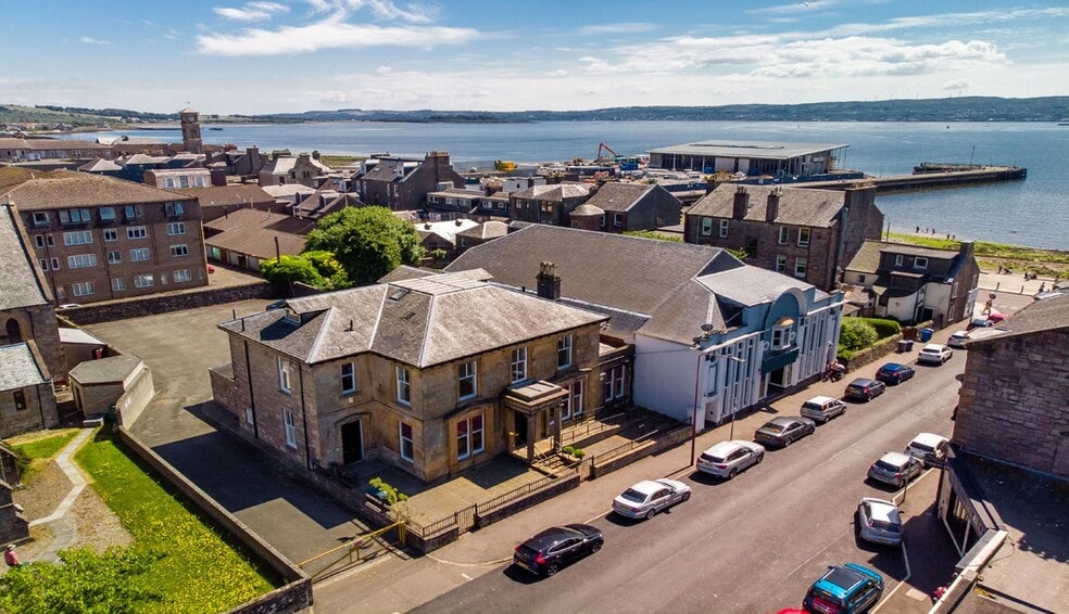 10 James St, Helensburgh for lease - Building Photo - Image 3 of 3
