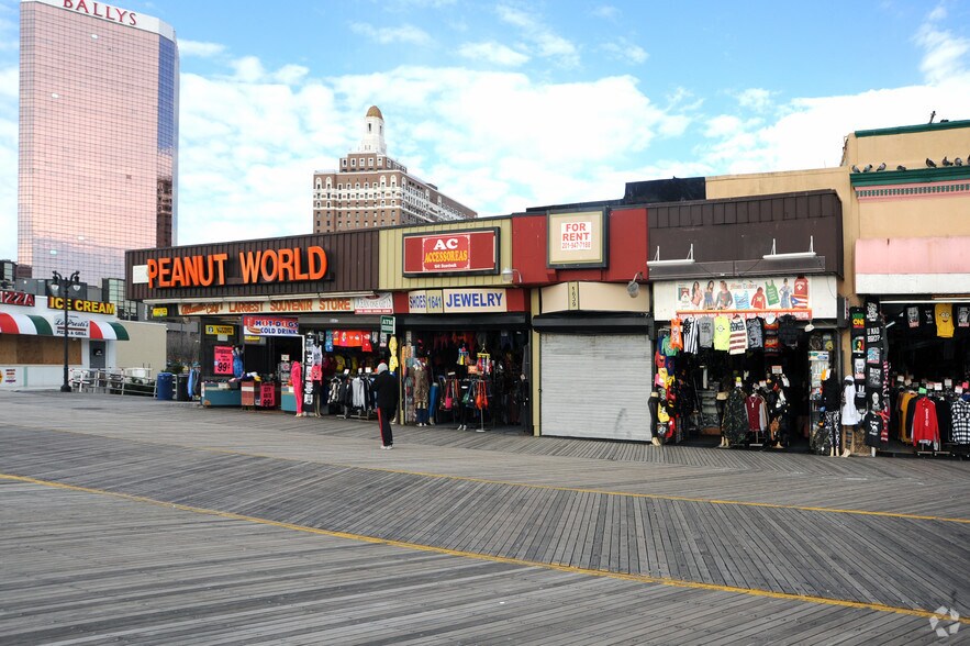 1715 Boardwalk, Atlantic City, NJ à louer - Photo du bâtiment - Image 2 de 3