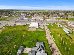 9590 S Union Ave, Bakersfield, CA - Aérien  Vue de la carte - Image1