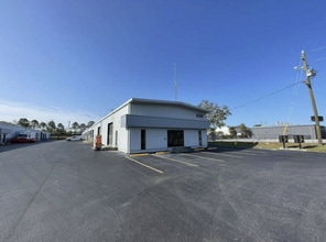 6230 Stone Rd, Port Richey, FL à louer Photo du bâtiment- Image 1 de 7