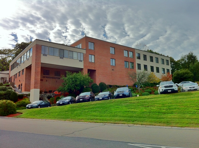 34 Washington St, Wellesley, MA à louer - Photo du bâtiment - Image 1 de 5