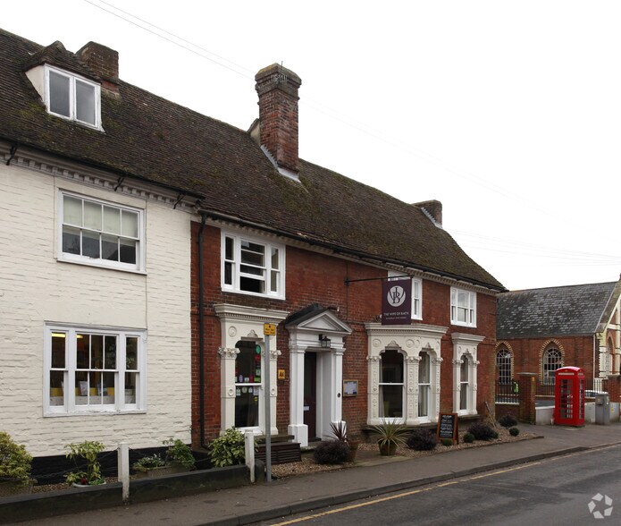 4 Upper Bridge St, Wye à vendre - Photo du bâtiment - Image 2 de 2