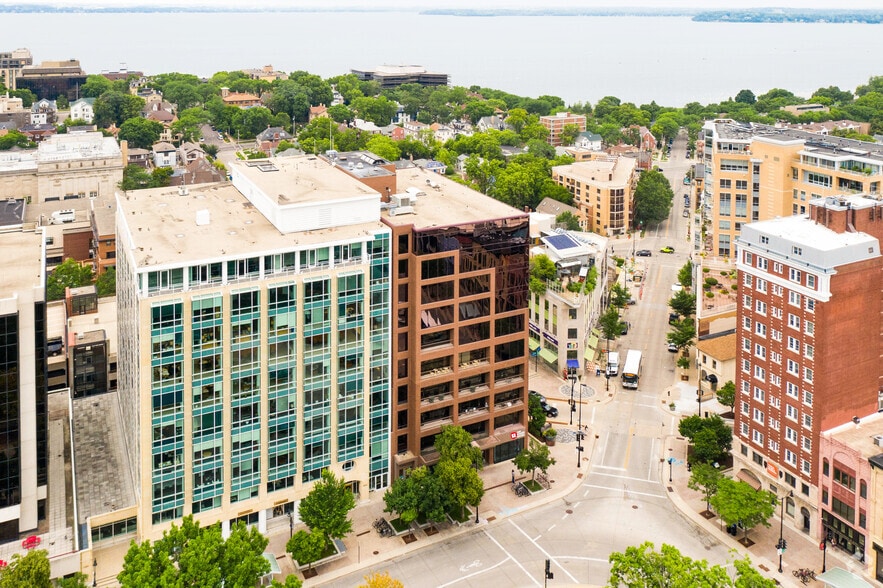 44 E Mifflin St, Madison, WI for lease - Aerial - Image 2 of 5