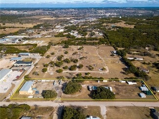 Plus de détails pour 500 Southland Dr, Burnet, TX - Local d'activités à louer