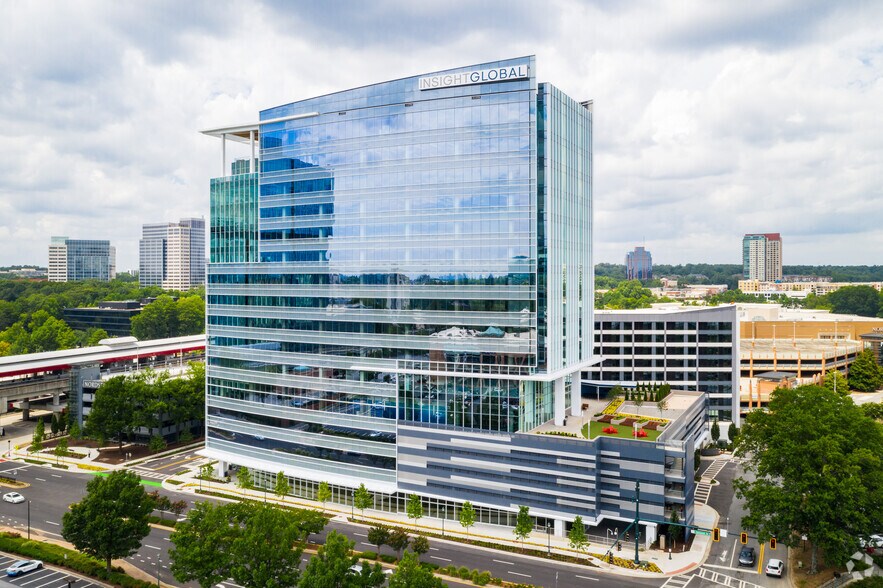 1224 Hammond Dr, Atlanta, GA à louer - Photo du bâtiment - Image 2 de 13
