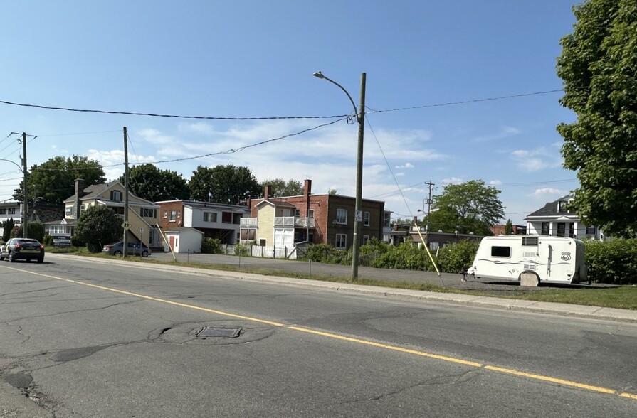 63 Rue Saint-Joseph, Granby, QC à vendre - Photo principale - Image 1 de 1