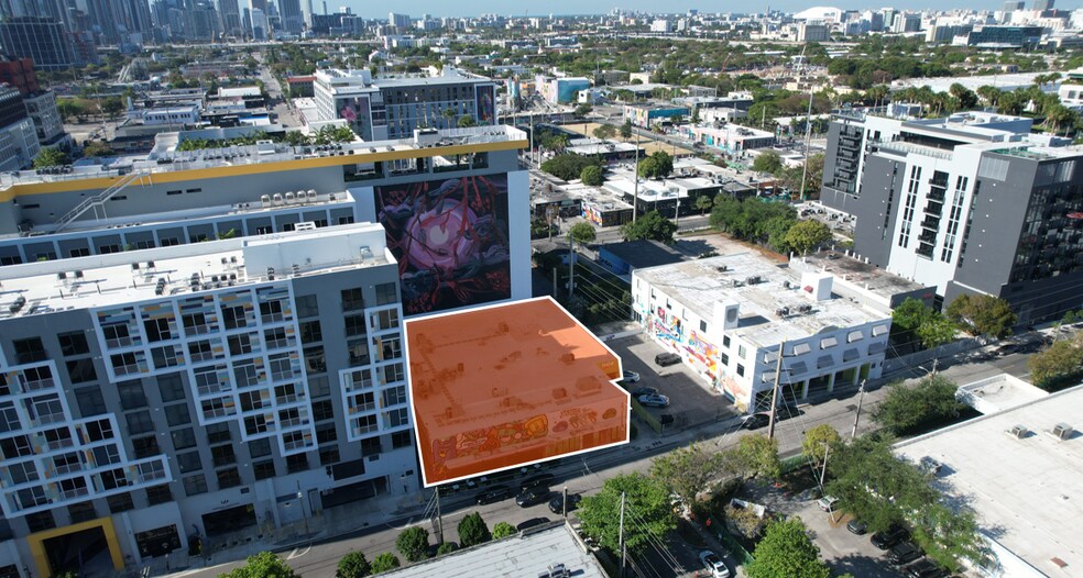 100 NW 25th St, Miami, FL à vendre - Photo du bâtiment - Image 3 de 17