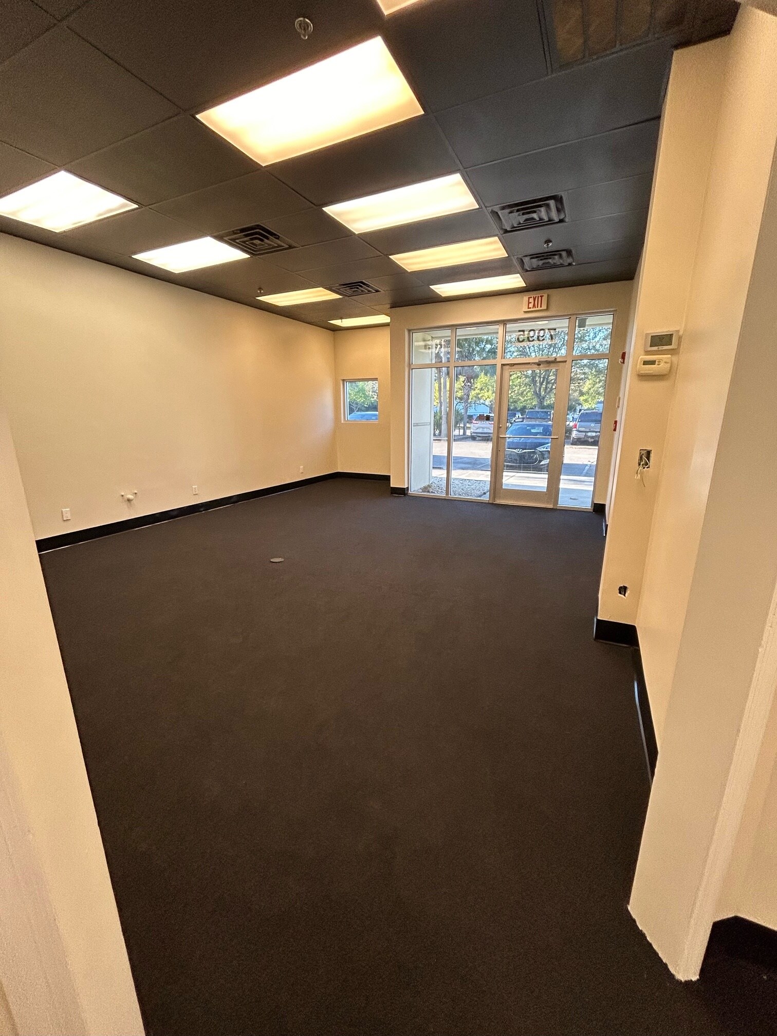 7995 SW Jack James Dr, Stuart, FL for lease Primary Photo- Image 1 of 12