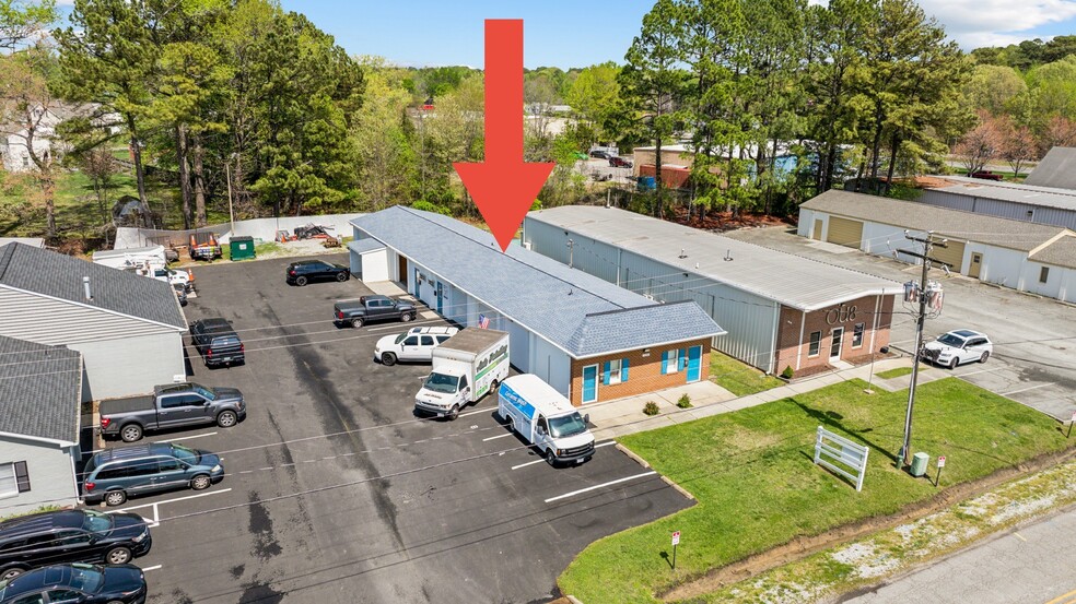 110 Production Dr, Yorktown, VA for sale - Building Photo - Image 3 of 19