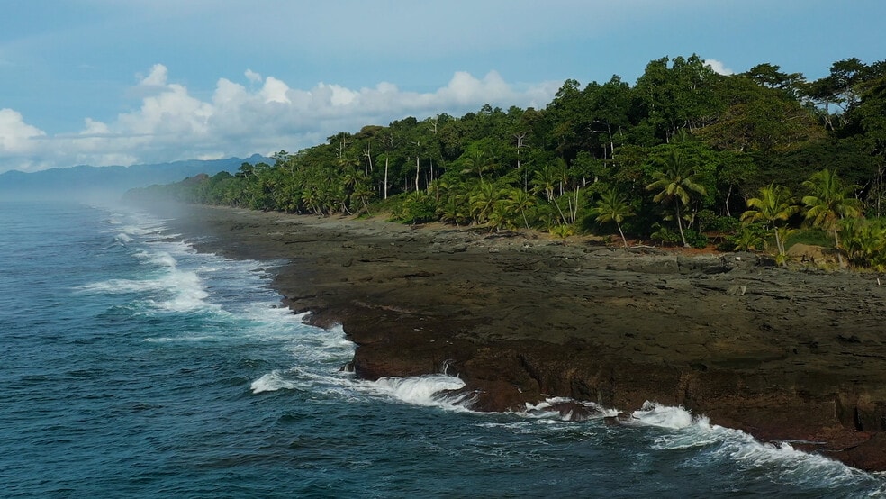 à vendre - Photo du bâtiment - Image 3 de 37