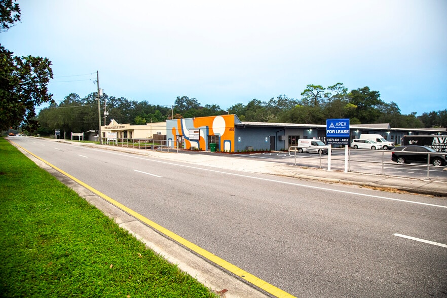 1495 Seminola Blvd, Casselberry, FL à louer - Photo du bâtiment - Image 2 de 12