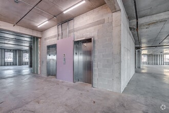511 N Broadway, Milwaukee, WI for lease Interior Photo- Image 2 of 6