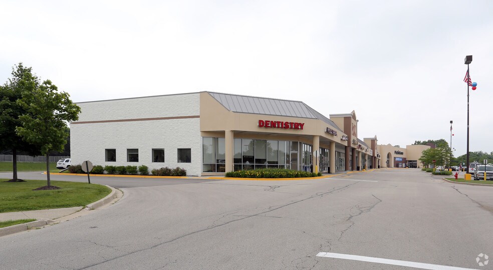 7201-7255 S 76th St, Franklin, WI à louer - Photo du bâtiment - Image 3 de 10