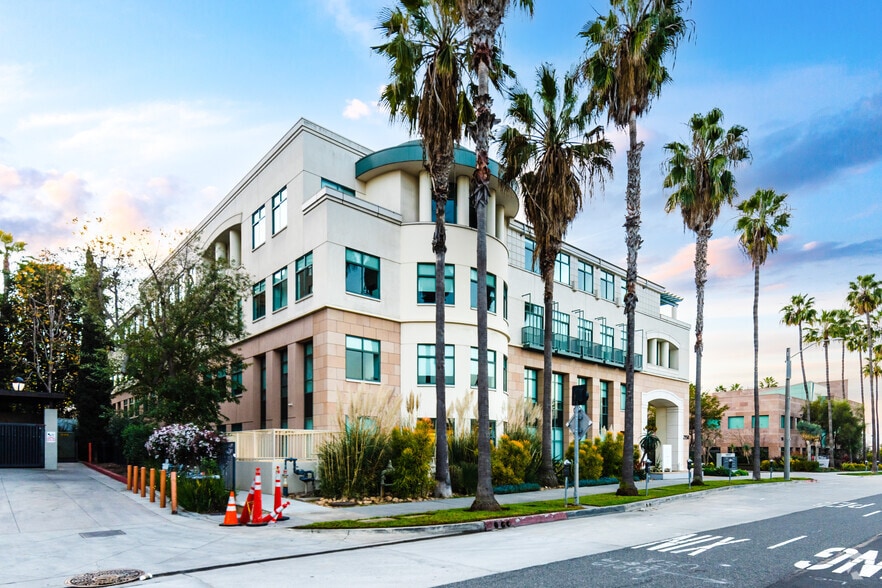 2150 Colorado Ave, Santa Monica, CA for lease - Primary Photo - Image 1 of 11