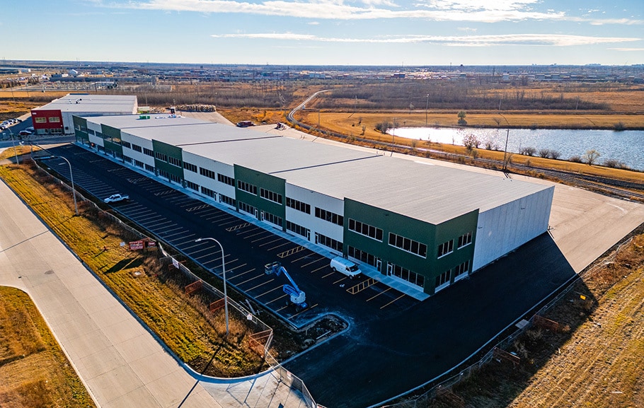 480 De Baets, Winnipeg, MB for lease - Building Photo - Image 3 of 10