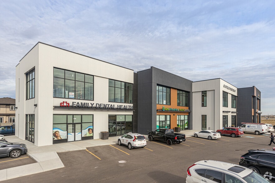 1 Chappelle Vis SW, Edmonton, AB for lease - Building Photo - Image 2 of 11