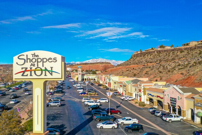 Plus de détails pour 250 N Red Cliffs Dr, St George, UT - Bureau/Commerce de détail, Commerce de détail à louer