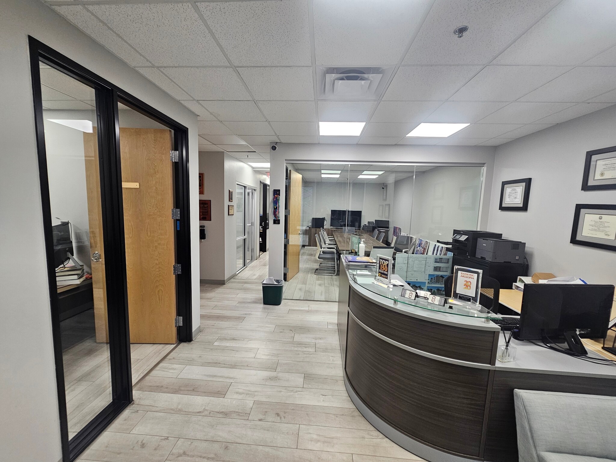 1095 W Rio Salado Pky, Tempe, AZ for lease Interior Photo- Image 1 of 26