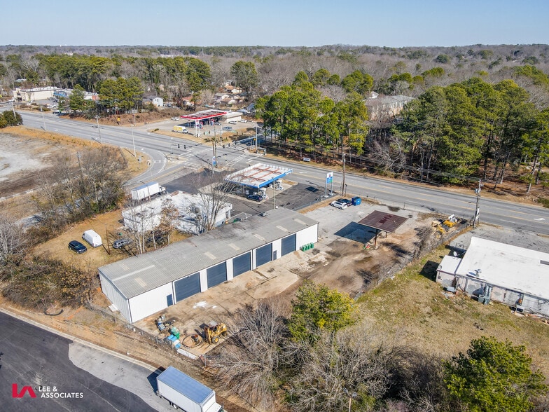 5755 Old Dixie Hwy, Forest Park, GA for lease - Building Photo - Image 3 of 19