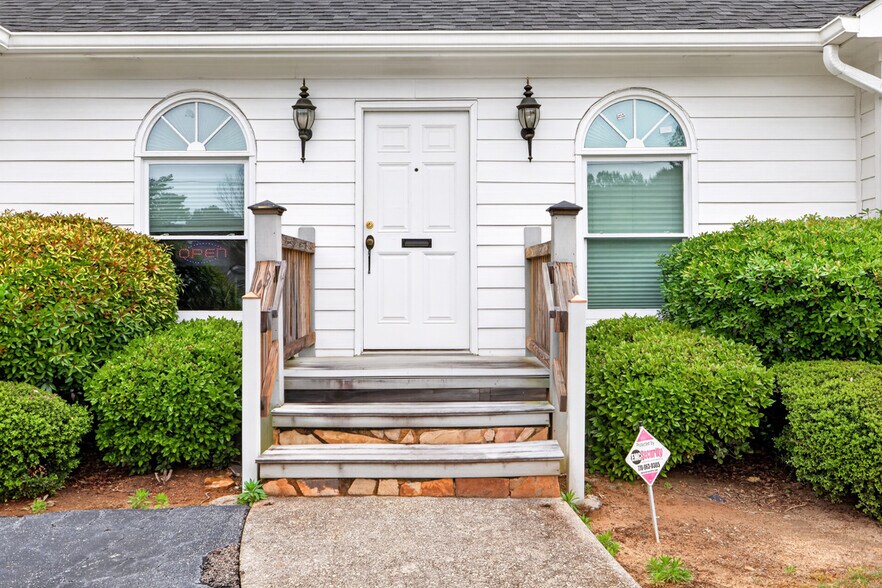 2940 Rosebud Rd, Loganville, GA à vendre - Photo du bâtiment - Image 3 de 20