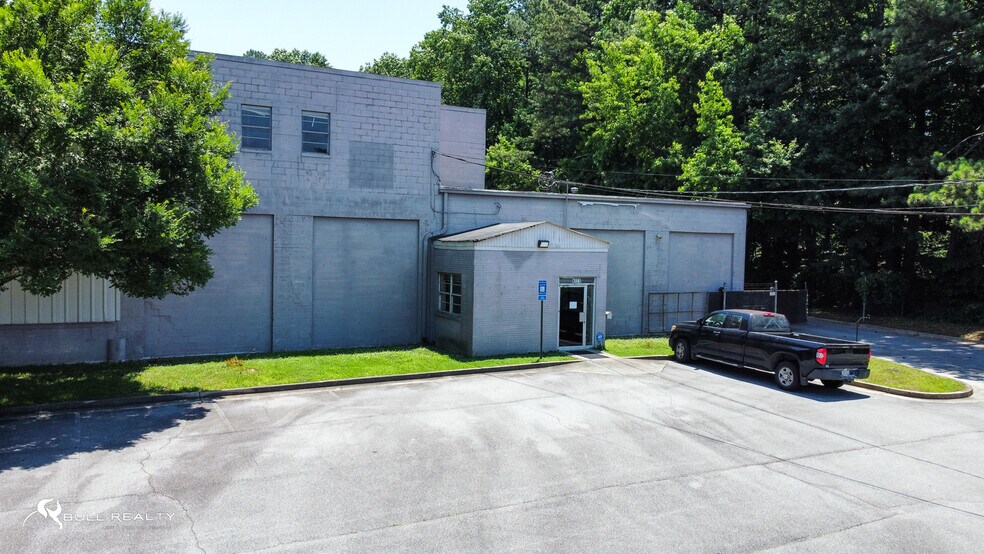 4171 Winters Chapel Rd, Atlanta, GA à vendre - Photo du bâtiment - Image 1 de 5