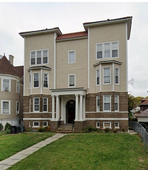 84 Carnegie Ave, East Orange, NJ à vendre - Photo du bâtiment - Image 1 de 1