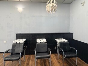 2277 NW Military Hwy, San Antonio, TX à louer Photo intérieure- Image 2 de 8