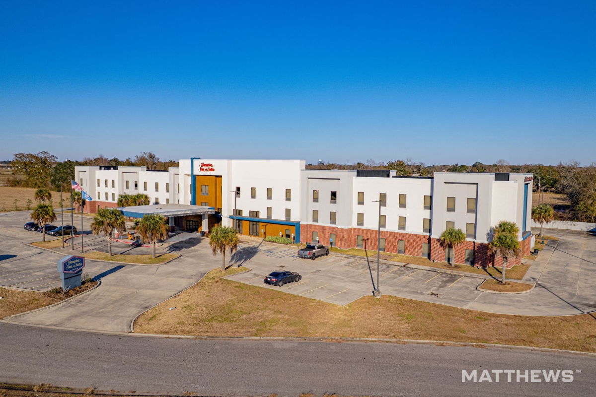 400 Spanish Town Blvd, New Iberia, LA for sale Primary Photo- Image 1 of 4