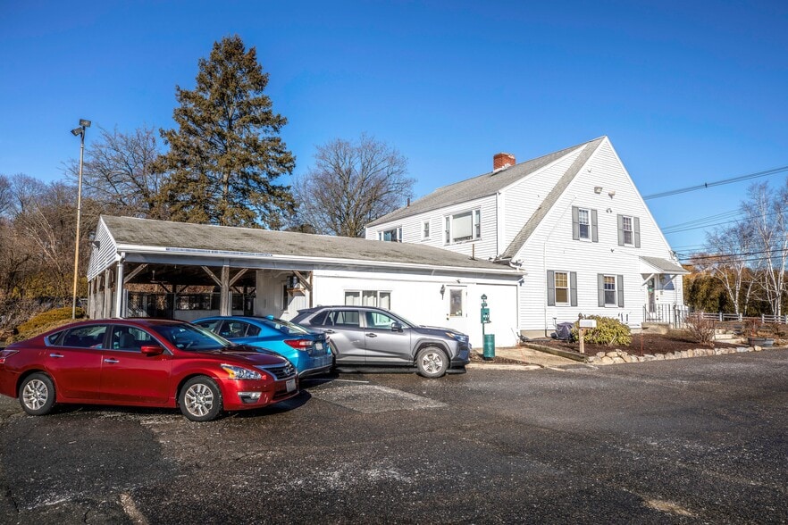 476 Bedford St, Lexington, MA for sale - Building Photo - Image 2 of 5
