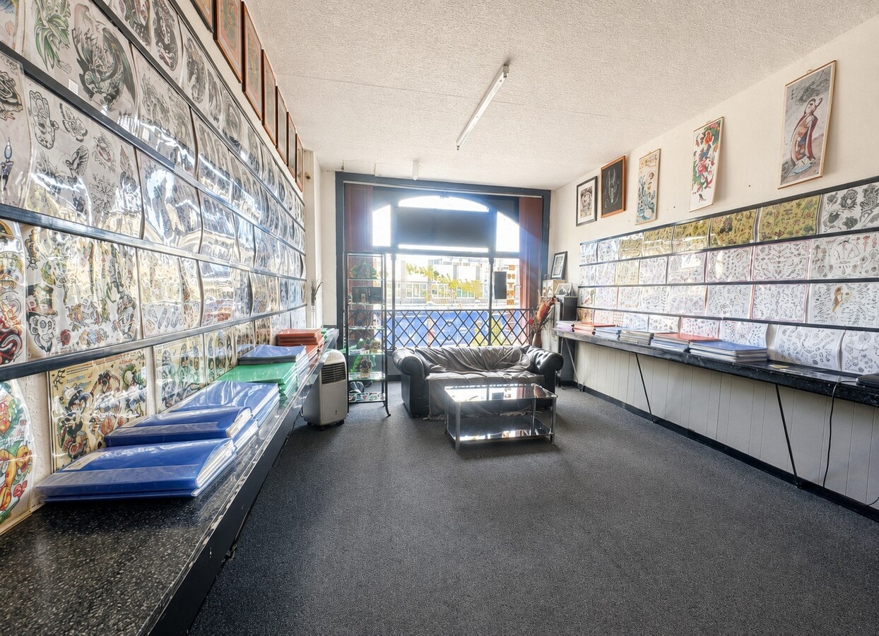 28-30 St James St, Burnley, LAN BB11 1NQ - Unit 28 - - Interior Photo - Image 1 of 1