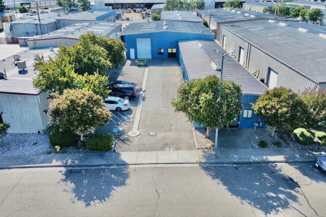 More details for 255 S Guild Ave, Lodi, CA - Office for Lease