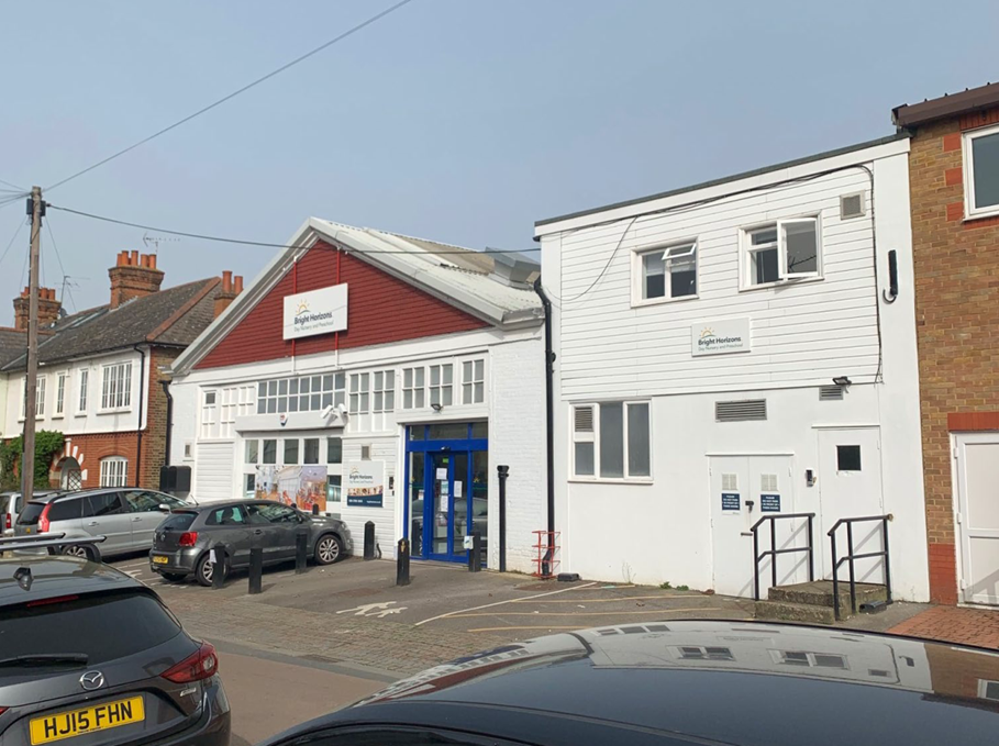 Grena Rd, Richmond à vendre Photo du bâtiment- Image 1 de 8