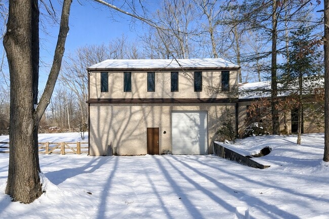 Plus de détails pour 114 Airport Rd, Pottstown, PA - Flex à vendre