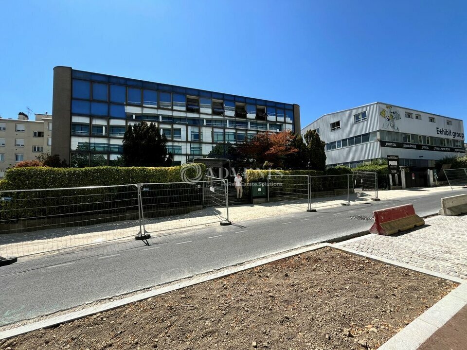 4 Rue Marcel Cachin, Saint-Ouen-sur-Seine à louer Photo du bâtiment- Image 1 de 9