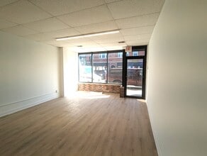 4000-4012 W Montrose Ave, Chicago, IL for lease Interior Photo- Image 2 of 6