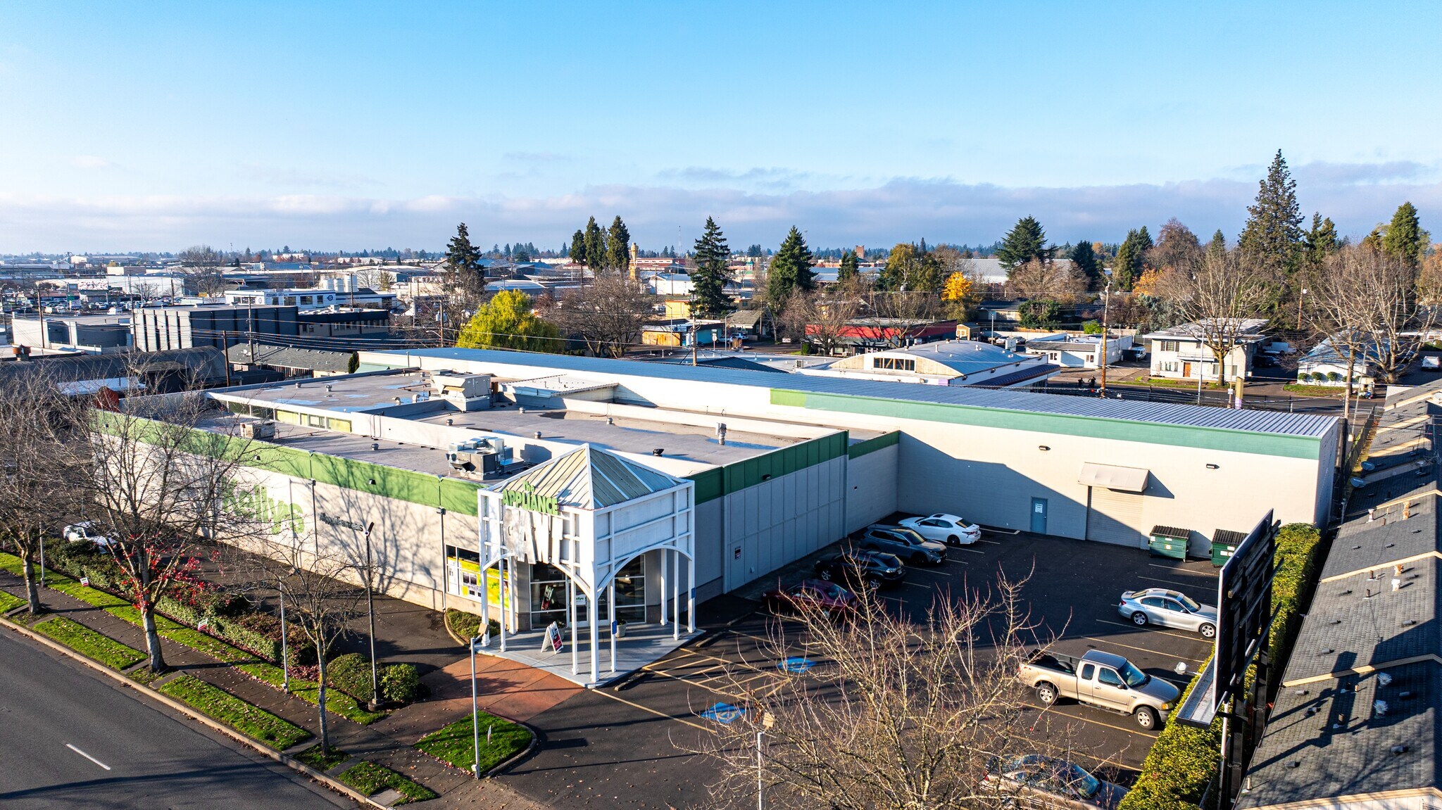 1465 W 7th Ave, Eugene, OR à vendre Photo du bâtiment- Image 1 de 16