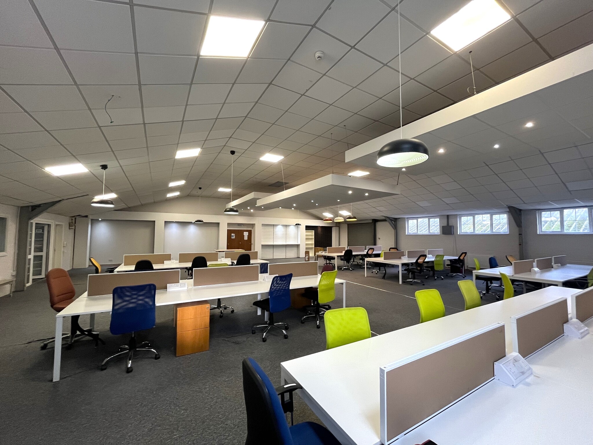 5 Wadsworth Rd, Greenford for lease Interior Photo- Image 1 of 6